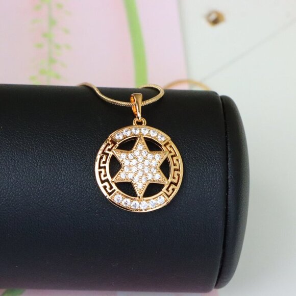 "Sparkling Starburst Circle Rose Gold Pendant, XPPT1317 - Picture 6 of 12